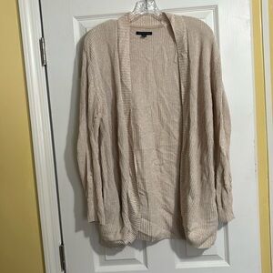American Eagle cream cardigan